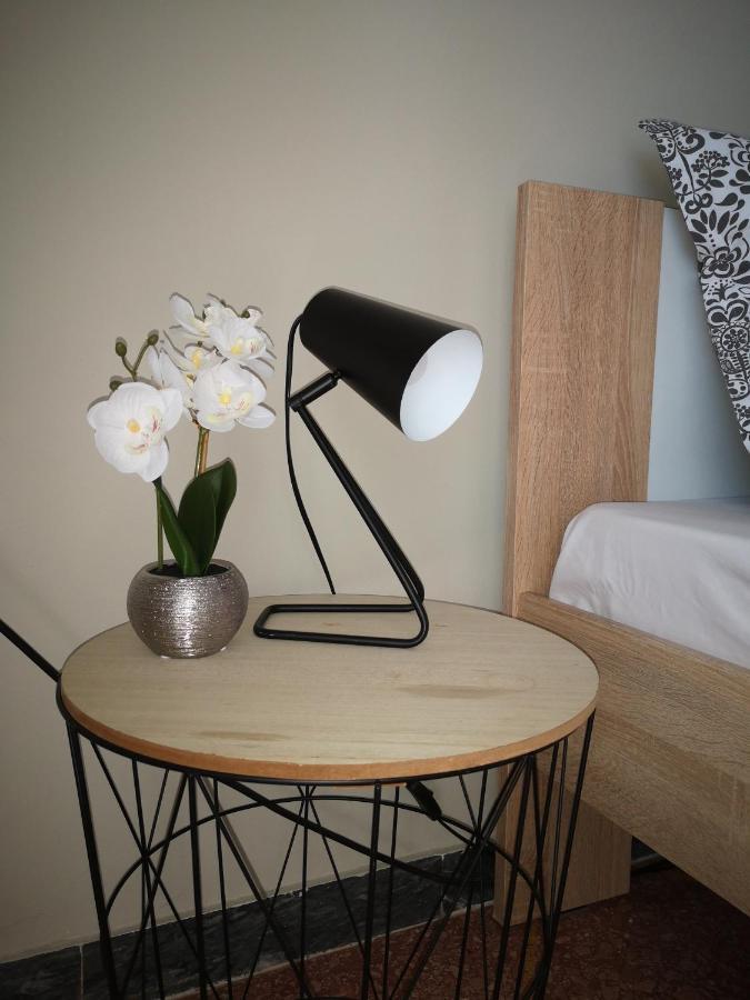 Sea&Sun Glyfada Apartment Афіни Екстер'єр фото