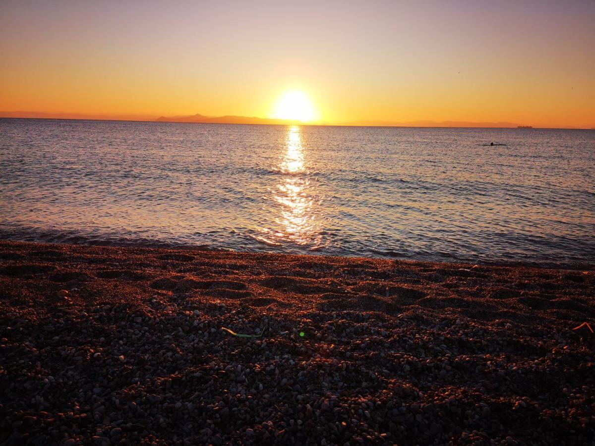 Sea&Sun Glyfada Apartment Афіни Екстер'єр фото